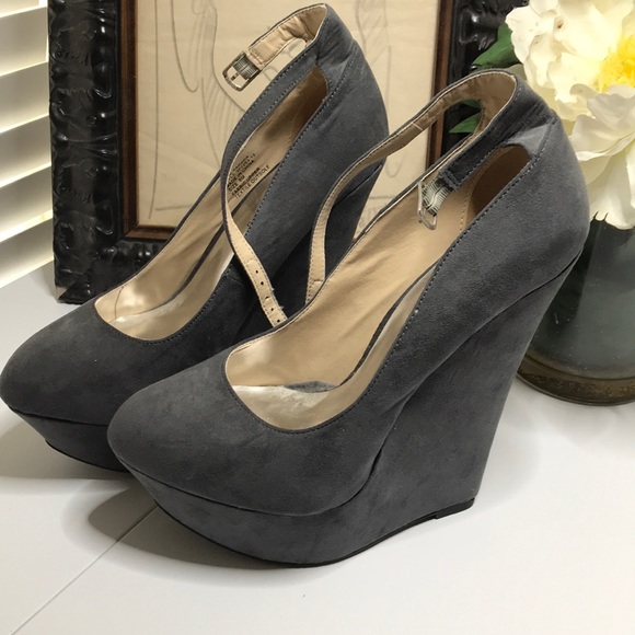 Platform Wedges - Picture 1 of 5